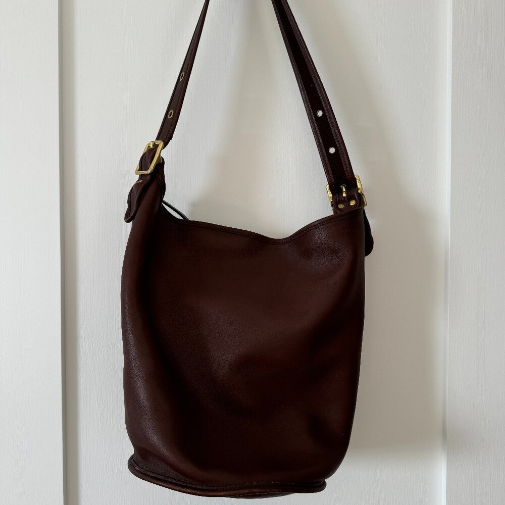 Vintage Coach 9085 XL mahogany bucket bag